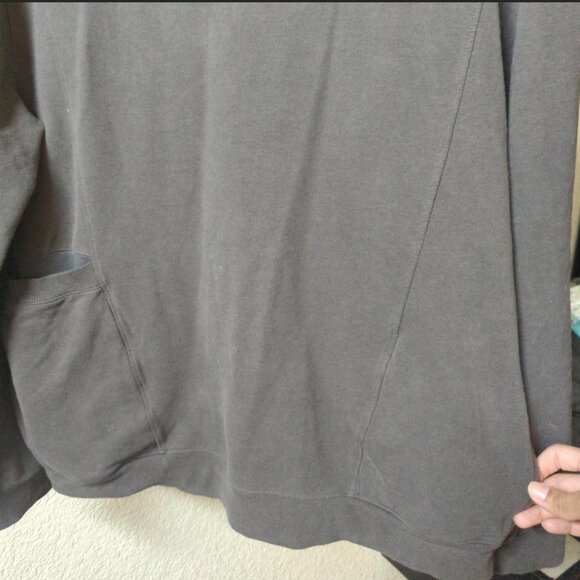 Soft gray pullover - Picture 2 of 4